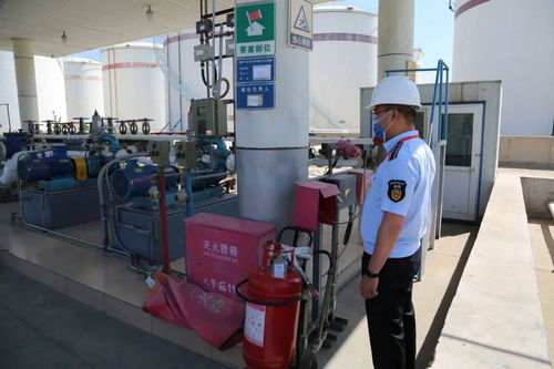 筑牢安全防線 護航兩會平安——區應急管理局扎實開展危化品企業安全檢查工作
